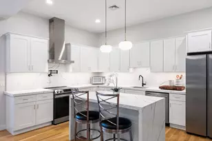 531 Main St, Reading, MA 01867 - Photo 2