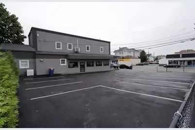 489A-B Ashley Blvd #A-B, New Bedford, MA 02745 - Photo 4