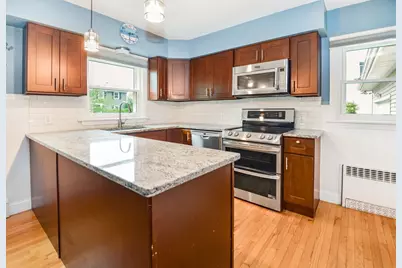 43 Fairview Ave, Somerset, MA 02726 - Photo 8