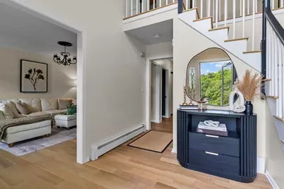 42 Brookside Dr, Uxbridge, MA 01569 - Photo 8