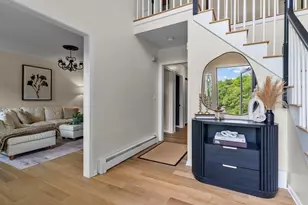 42 Brookside Dr, Uxbridge, MA 01569 - Photo 8