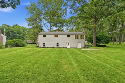 34 Nashoba Trl, Littleton, MA 01460 - Photo 2
