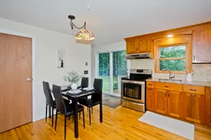 36 Brookwood Dr, Northampton, MA 01062 - Photo 12