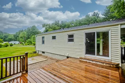 36 Brookwood Dr, Northampton, MA 01062 - Photo 32