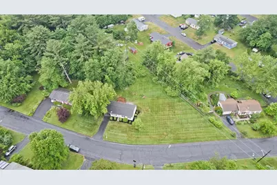 36 Brookwood Dr, Northampton, MA 01062 - Photo 34