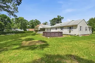 23 Smith St, Chicopee, MA 01020 - Photo 36