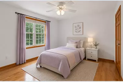 26 Shakespeare St, Tyngsborough, MA 01879 - Photo 26