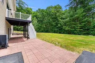 26 Shakespeare St, Tyngsborough, MA 01879 - Photo 36