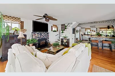 5 Caldwell St, Weymouth, MA 02191 - Photo 6