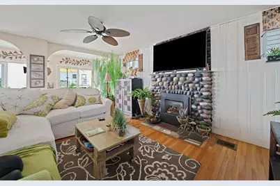 5 Caldwell St, Weymouth, MA 02191 - Photo 4