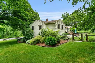 3 Colonial Dr, Littleton, MA 01460 - Photo 2