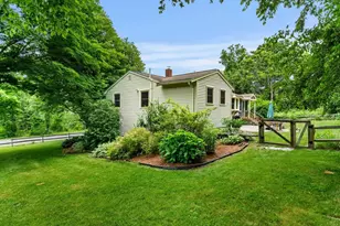 3 Colonial Dr, Littleton, MA 01460 - Photo 2