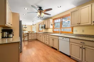 12 Hillside Dr, Brimfield, MA 01010 - Photo 4