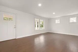 5 Jasmine Wy, Bridgewater, MA 02324 - Photo 4