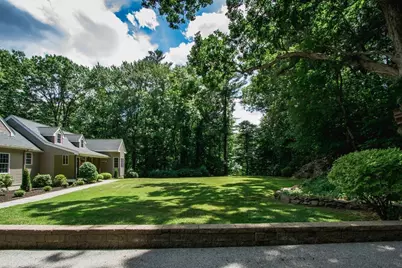 47 E Baylies Rd, Charlton, MA 01507 - Photo 6