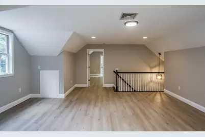 47 E Baylies Rd, Charlton, MA 01507 - Photo 36