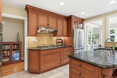 164 Farmington Road, Longmeadow, MA 01106 - Photo 10