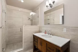 41 Brown Ave, Boston, MA 02131 - Photo 16