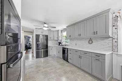 75 Adrian Ave, West Springfield, MA 01089 - Photo 16