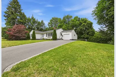 75 Adrian Ave, West Springfield, MA 01089 - Photo 4