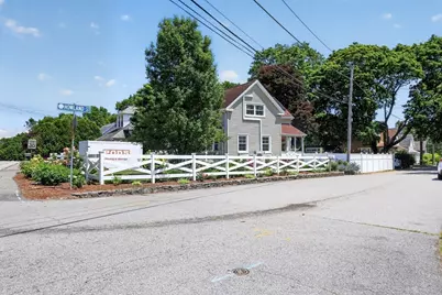 221 County St, Seekonk, MA 02771 - Photo 32