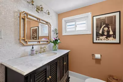 221 County St, Seekonk, MA 02771 - Photo 12