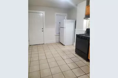 182 Walnut Ave #2, Boston, MA 02119 - Photo 4