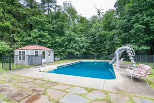 27 South St, Blandford, MA 01008 - Photo 4