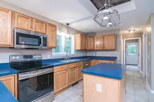 27 South St, Blandford, MA 01008 - Photo 18