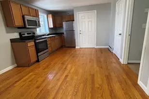 249 Division St, Fall River, MA 02721 - Photo 2