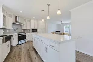 121 E Washington St, North Attleboro, MA 02760 - Photo 16