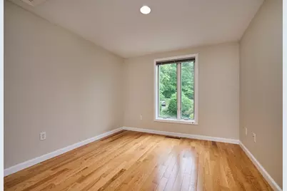 8 Emerson Ct #8, Amherst, MA 01002 - Photo 18