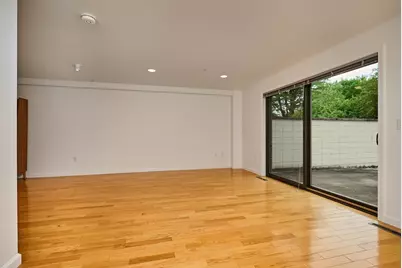 8 Emerson Ct #8, Amherst, MA 01002 - Photo 8