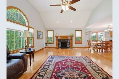 88 Andrews Rd, Marlborough, MA 01752 - Photo 4