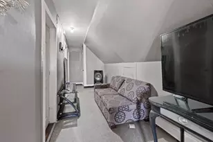 95 Myrtle St, Lawrence, MA 01841 - Photo 22