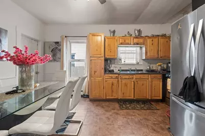 95 Myrtle St, Lawrence, MA 01841 - Photo 8