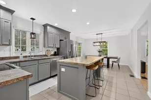 188 Wollaston St, Springfield, MA 01119 - Photo 14