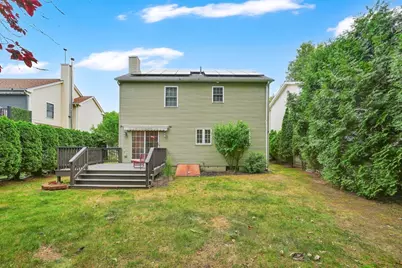 188 Wollaston St, Springfield, MA 01119 - Photo 34
