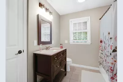 188 Wollaston St, Springfield, MA 01119 - Photo 24