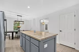 188 Wollaston St, Springfield, MA 01119 - Photo 12