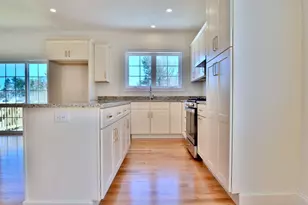 22D Crownshield, Uxbridge, MA 01569 - Photo 6