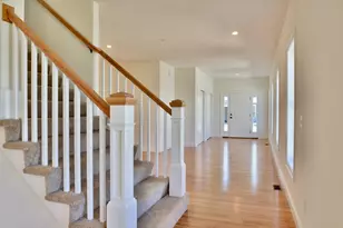 22D Crownshield, Uxbridge, MA 01569 - Photo 10