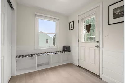 9 Laurel Ln, Bellingham, MA 02019 - Photo 8