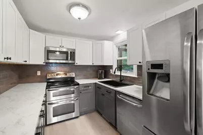 9 Laurel Ln, Bellingham, MA 02019 - Photo 10
