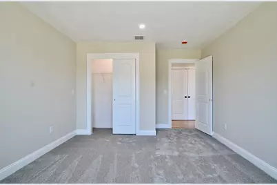 22B Crownshield #22B, Uxbridge, MA 01569 - Photo 16