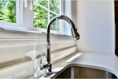 22B Crownshield #22B, Uxbridge, MA 01569 - Photo 8