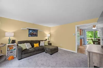 650 Robbins Ave #39, Dracut, MA 01826 - Photo 6