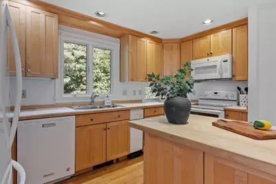 132 Cottage Street, Concord, MA 01742 - Photo 6