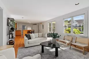 132 Cottage St, Concord, MA 01742 - Photo 4