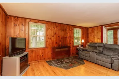 89 Temple Street, Gardner, MA 01440 - Photo 6